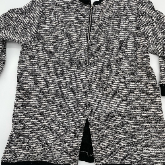 Emelia L Black White 3/4 Sleeve pullover Knit Sweater - Picture 7 of 11